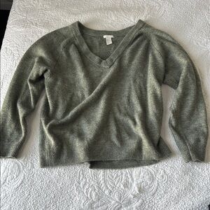 V-Neck Olive Green Women's Sweater